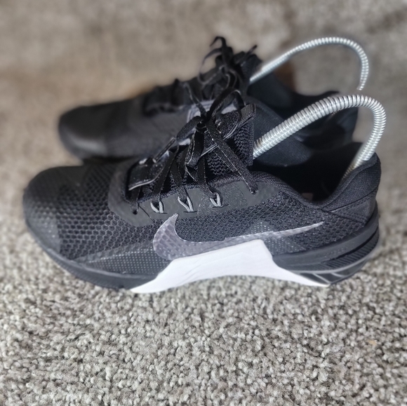 Women's Nike Metcon 7 Trainers Black Dark Gray - Picture 3 of 9